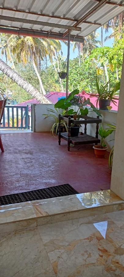 Marari Sibiya Beach Villa Марарикулам Экстерьер фото